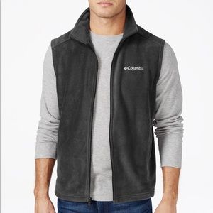 Men’s Columbia Small Fleece Vest NWT